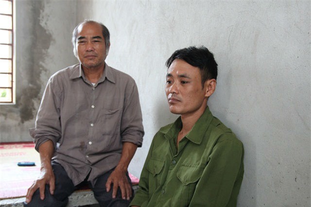 lao xuong ao cuu con trai 5 tuoi, hai me con cung chet de lai 4 dua tre mo coi - 4