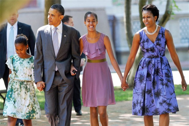 Nói không với tivi và đi ngủ lúc 8h tối - Hai nguyên tắc dạy con của vợ chồng Obama - Ảnh 2.