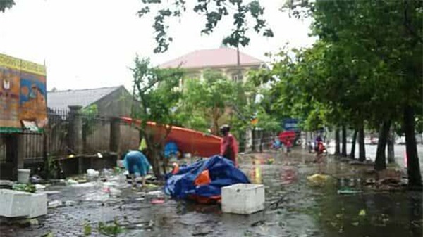 dien bien bao so 10: nghe an nuoc bien dang cao bat thuong, dan lo nha cua bi cuon troi - 3