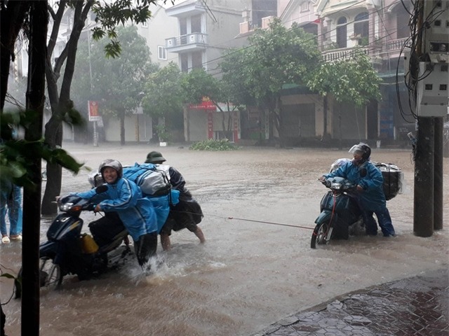 (Hình ảnh tại Cửa Lò: Hoàng Lam)