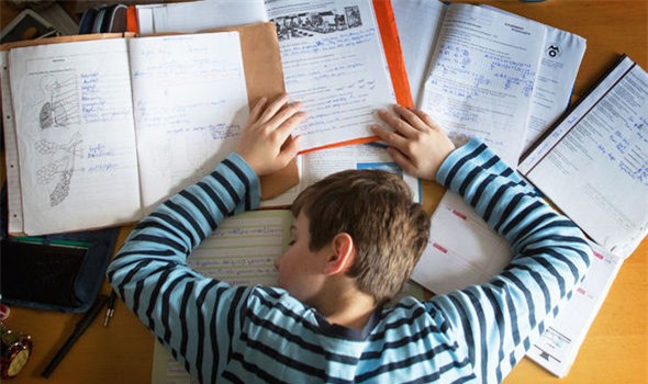 Học sinh lớp 9 tại TP.HCM nhảy lầu tự tử vì điểm kém - ảnh 1