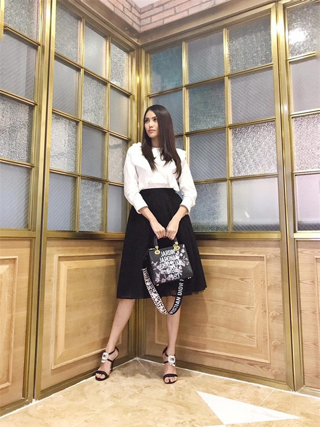 Kỳ Duyên, Khánh Linh The Face đọ hàng hiệu trong street style tuần qua - Ảnh 6.