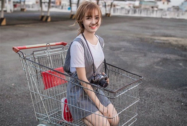 Nu sinh IT xinh dep khien bao anh chang muon duoc 'lap trinh trai tim' hinh anh 2