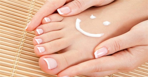 khong muon chet som hay di kham ngay neu ban chan co dau hieu nay - 1