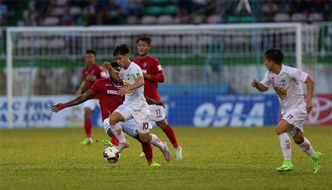 Công Phượng, HAGL, tuyển Việt Nam, V-League
