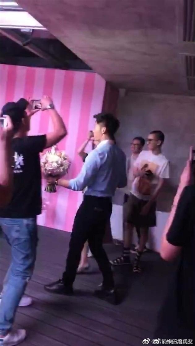 HOT: Cuối cùng Lý Thần cũng cầu hôn Phạm Băng Băng thành công sau 2 năm hẹn hò-4