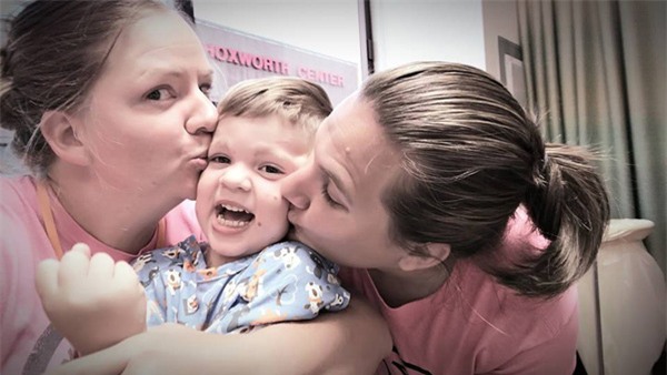 bi goi la 'quai vat', cau be sinh ra khap nguoi kin not ruoi 5 nam truoc gio ra sao? - 8