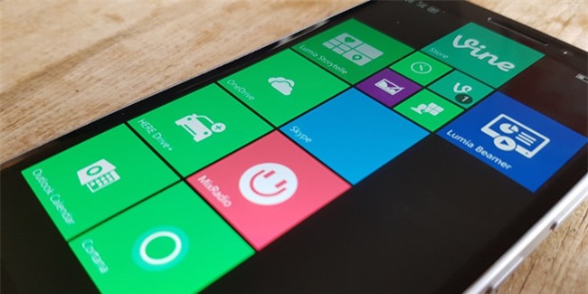 Vi sao Microsoft khong the thong tri thi truong smartphone? hinh anh 4