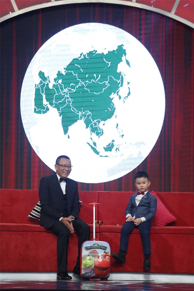 Thánh nói 5 tuổi tái xuất ở Little big shots, Lại Văn Sâm há hốc vì không tin nổi - Ảnh 3.