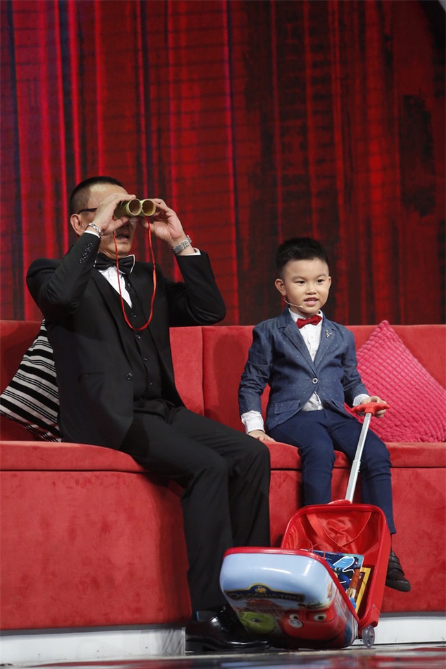 Thánh nói 5 tuổi tái xuất ở Little big shots, Lại Văn Sâm há hốc vì không tin nổi - Ảnh 5.