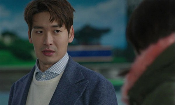 bo vo que chi biet goc bep de chay theo nhan tinh "cap ke tram nguoi", toi hoi han roi! - 2