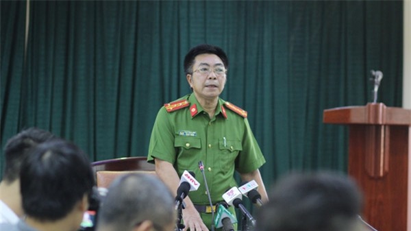 nhieu nguoi than da giup do tu tu nguyen van tinh bo tron hinh anh 1