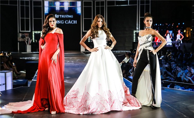 pham huong, minh tu, mau thuy dep bat phan thang bai khien fan ha noi "te liet toan tap" - 1