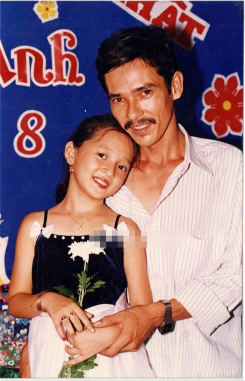 Bức ảnh hiếm hoi của Bảo Anh và bố ruột. - Tin sao Viet - Tin tuc sao Viet - Scandal sao Viet - Tin tuc cua Sao - Tin cua Sao