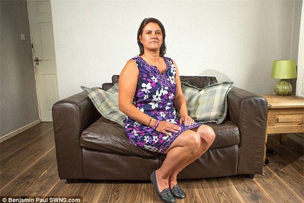 Con gái xinh đẹp, học giỏi tự tử, mẹ đau đớn tìm thấy mảnh giấy có chứa dòng chữ cầu cứu bí ẩn trong phòng - Ảnh 10.