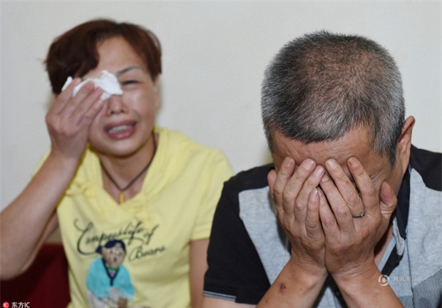 35 năm sau ngày đứa con sơ sinh lìa đời, cặp vợ chồng này mới biết được một sự thật hết sức phũ phàng - Ảnh 1.