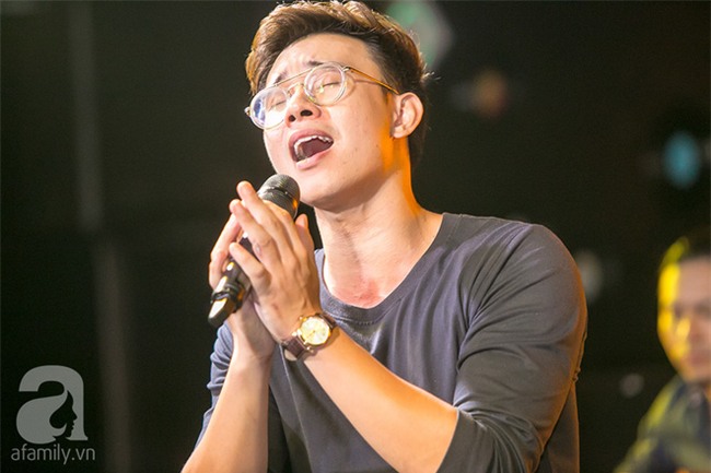 Đông Hùng: Lúc tôi thi Vietnam Idol, hơn phân nửa khán giả bên dưới đều là chủ nợ-2