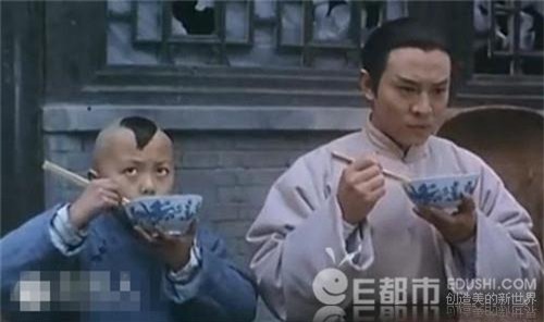 "Con trai" Lý Liên Kiệt sau 23 năm thành danh giờ ra sao? - 3