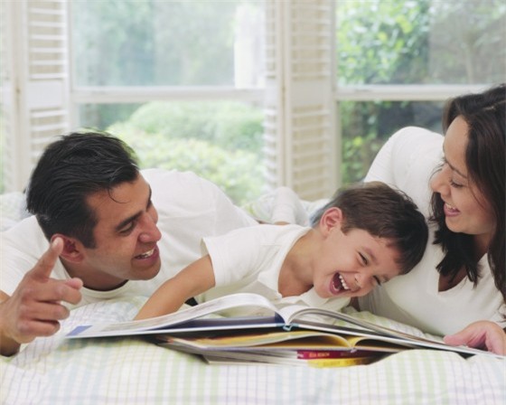 Dạy gì thì dạy, trẻ từ 4 - 7 tuổi phải đạt được những mốc phát triển ngôn ngữ và nhận thức này - Ảnh 3.