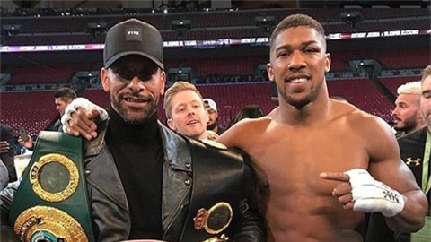 Rio Ferdinand chuyển sang chơi quyền anh chuyên nghiệp