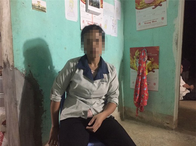 vu tu tu tron trai: "em toi ve chi xin bat com, cha nhe lai khong cho em an" - 1