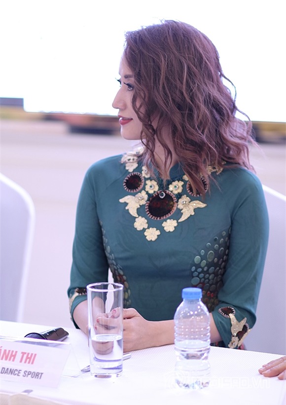 Kiện tướng dancesport khánh thi,nữ hoàng khiêu vũ khánh thi,khánh thi nói về vợ xuân bắc,chuyện làng sao,sao Việt