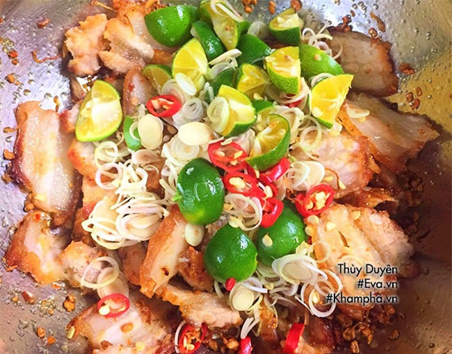 thit ba chi lac sa quat la mieng, an la nghien lien! - 6