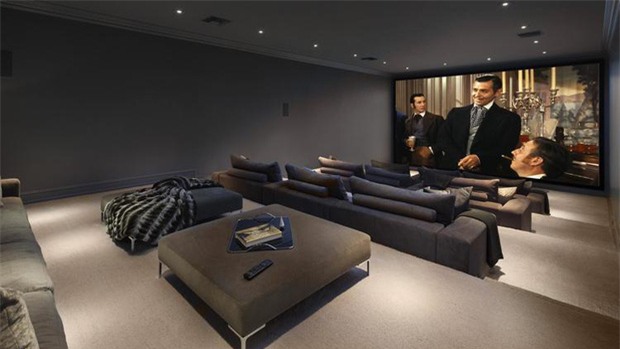 Hầm rượu khủng trong lâu đài mới của Mayweather - Ảnh 2.