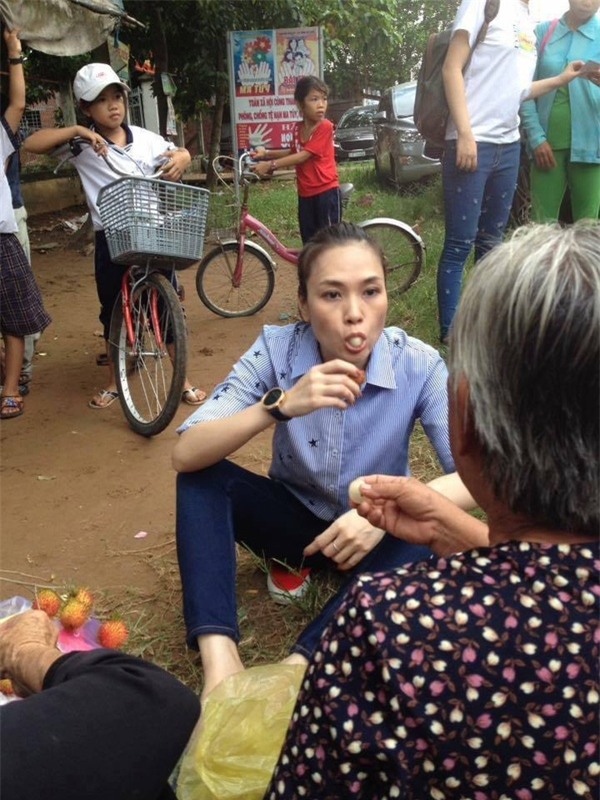 Hành động nhân văn, rung động lòng người của ca sĩ Mỹ Tâm - Ảnh 2.