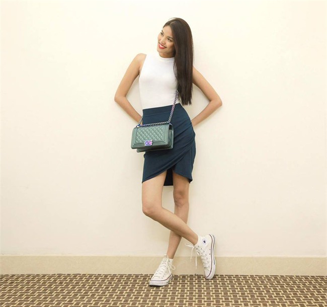 3 mẫu túi Chanel cổ điển với sức hút vượt trời gian khiến phái đẹp Việt không thể không mê - Ảnh 14.