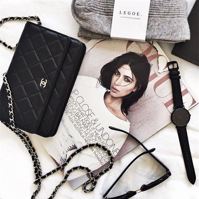 3 mẫu túi Chanel cổ điển với sức hút vượt trời gian khiến phái đẹp Việt không thể không mê - Ảnh 17.