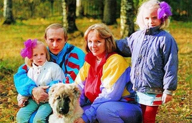 Hai cô con gái được giấu siêu kĩ của Tổng thống Nga Putin được bố mẹ nuôi dạy thế nào? - Ảnh 1.