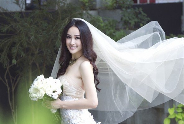 Khó rời mắt trước vẻ gợi cảm của Hoa hậu cao nhất Việt Nam - Ảnh 6.