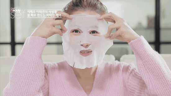 Loạt người đẹp Châu Á sử dụng mặt nạ giấy như 1 bước chăm sóc da hàng ngày - Ảnh 15.