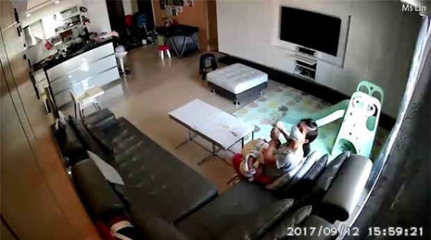 Lén lút uống sữa mẹ của bé gái sơ sinh, nữ bảo mẫu còn chê trách gia chủ là đồ bần tiện - Ảnh 2.