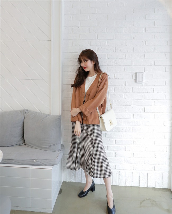 Xu hướng áo khoác mùa thu chỉ loanh quanh 4 kiểu này thôi, dù bạn có mua nhiều cũng chẳng sợ bị lỗi mốt - Ảnh 7.