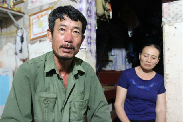 bo mat, 4 thang sau me dang mang bau tu vong, 2 dua tre ngo cha me di lam xa - 4