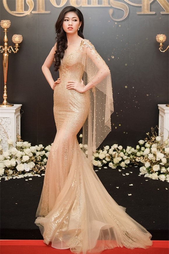 Dàn Hoa hậu - Á hậu thi nhau chiếm spotlight sao mặc đẹp trên thảm đỏ tuần này-11