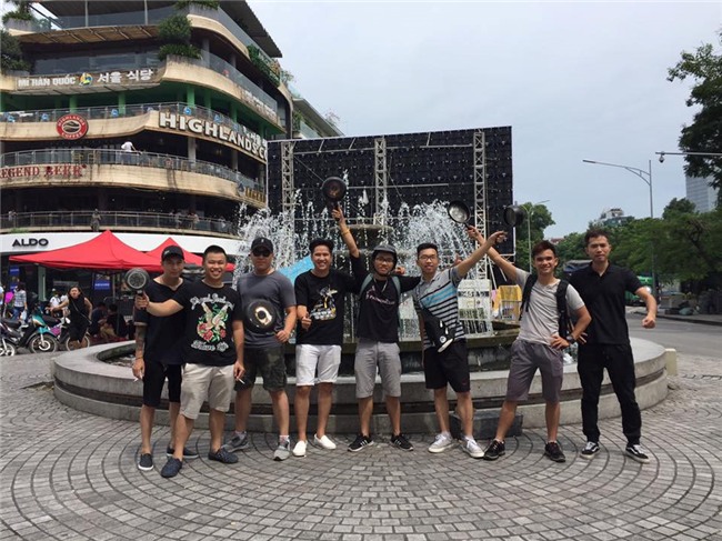 Cam chao chay, tuyen nguoi yeu o pho di bo: Nham nhi hay sang tao? hinh anh 8