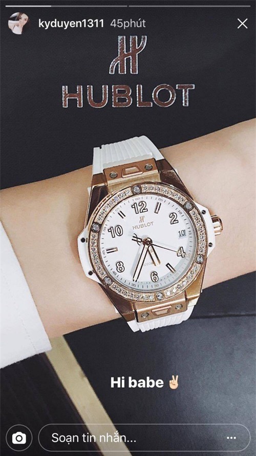 Khoe ảnh street style ở Milan, Kỳ Duyên lại khiến fan trầm trồ với chiếc đồng hồ tiền tỉ - Ảnh 4.