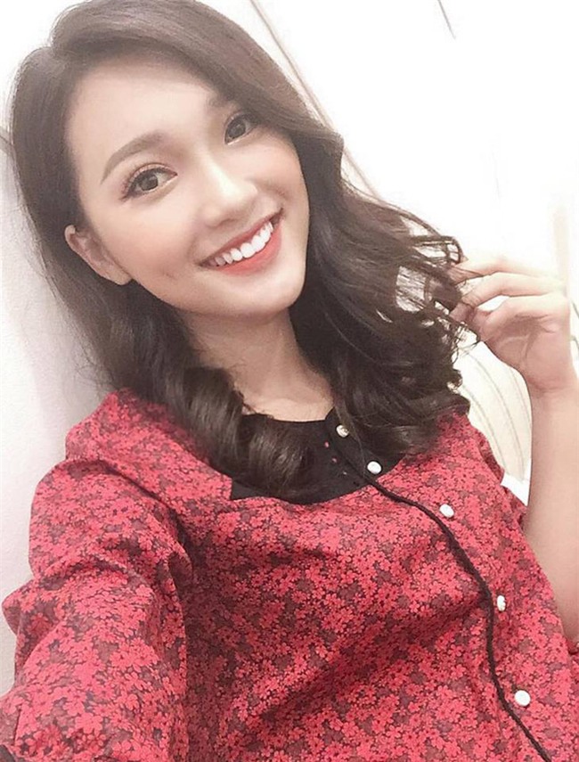 Nhan sắc đời thường của 10 cô gái đầu tiên lọt vào Bán kết 