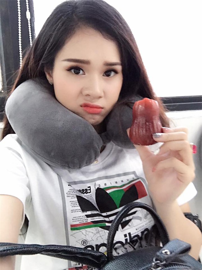 Nhan sắc đời thường của 10 cô gái đầu tiên lọt vào Bán kết 