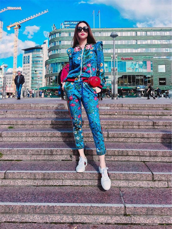 Ngọc Trinh, Hà Tăng diện đồ trẻ thế này nhìn chẳng khác gì nữ sinh - Ảnh 6.