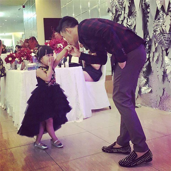 bo be gai "thanh dien" gay sot dan mang tiet lo chuyen chua tung ke ngay vo mang bau - 7