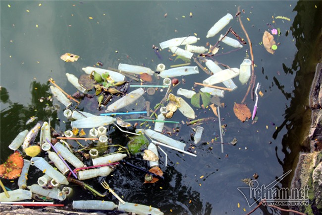 bao cao su, hồ Tây, Hà Nội