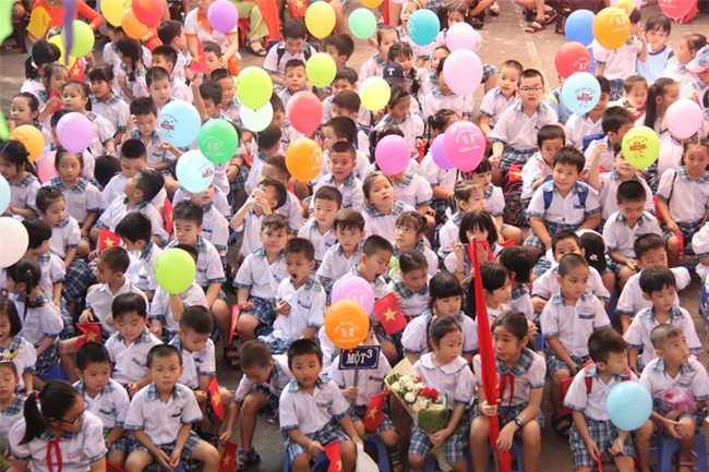 Sau lá đơn kiến nghị bỏ Hội phụ huynh học sinh của ông bố gây sốt, nhiều phụ huynh tranh luận gay gắt - Ảnh 3.