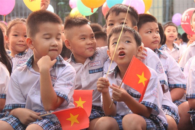 Sau lá đơn kiến nghị bỏ Hội phụ huynh học sinh của ông bố gây sốt, nhiều phụ huynh tranh luận gay gắt - Ảnh 4.