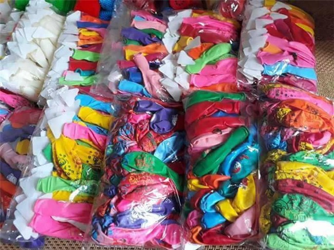 bóng bay phát sáng, đồ chơi Trung thu, đồ chơi Trung Quốc, đồ chơi ngoại nhập, đồ chơi Việt Nam