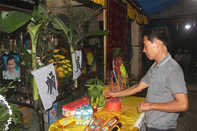 vu hai me con tu vong duoi ao: linh cam cua bo de nan nhan - 2