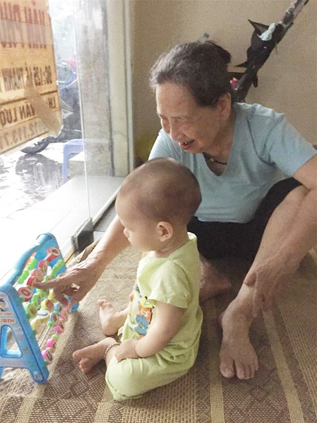 Câu chuyện cô gái sống chung với bà chồng, tìm được người tâm giao vui tính nay đã ngoài 80 tuổi - Ảnh 2.